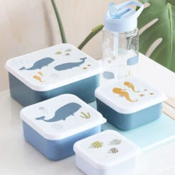 A Little Lovely Company Lunch & Snack Box Set Oceaan 10 A Little Lovely Company Lunch & Snack Box Set Oceaan -Babyproducten Winkel a little lovely company a little lovely company lu 43