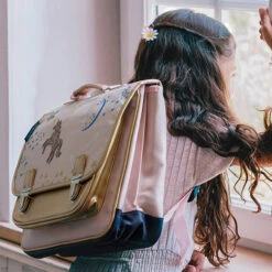 Caramel Et Cie Boekentas Large Constellation Rose -Babyproducten Winkel caramel et cie caramel et cie boekentas large cons 3