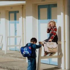 Caramel Et Cie Boekentas Medium Libellule Rose 15 Caramel Et Cie Boekentas Medium Libellule Rose -Babyproducten Winkel caramel et cie caramel et cie boekentas medium lib 3