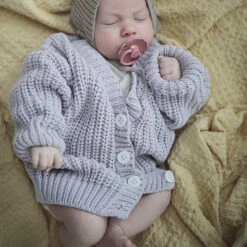 Frigg Daisy Fopspeen Peach Bronze 6-18M 12 Frigg Daisy Fopspeen Peach Bronze 6-18M -Babyproducten Winkel frigg frigg daisy fopspeen peach bronze 6 18m 2