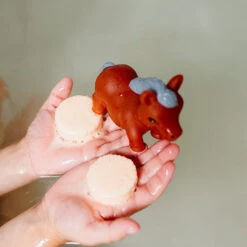 Isabelle Laurier Bruisbal Kikker -Babyproducten Winkel isabelle laurier isabelle laurier bruisbal kikker 3