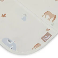 Jollein Slabbetje Met Mouw Waterproof Farm -Babyproducten Winkel jollein jollein slabbetje met mouw waterproof farm 4