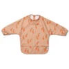 Liewood Merle Slabbetje Met Mouwen Papaya / Pale Tuscany -Babyproducten Winkel liewood liewood merle slabbetje met mouwen papaya