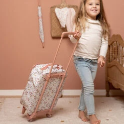 Little Dutch Kinderkoffer Flowers & Butterflies 17 Little Dutch Kinderkoffer Flowers & Butterflies -Babyproducten Winkel little dutch little dutch kinderkoffer flowers but 5