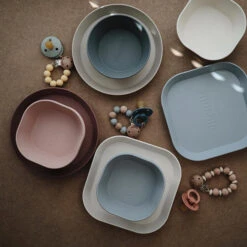 Mushie Ronde Kommen Set Van 2 - Smoke 16 Mushie Ronde Kommen Set Van 2 - Smoke -Babyproducten Winkel mushie mushie ronde kommen set van 2 smoke 6