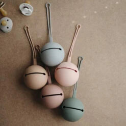Mushie Siliconen Fopspeenhouder Stone -Babyproducten Winkel mushie mushie siliconen fopspeenhouder stone 3