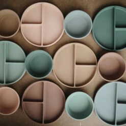 Mushie Siliconen Kom Met Zuignap Blush -Babyproducten Winkel mushie mushie siliconen kom met zuignap blush 5