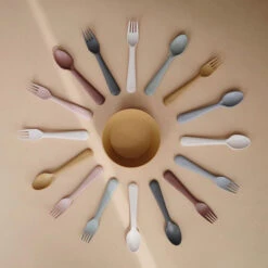 Mushie Vork En Lepel - Smoke -Babyproducten Winkel mushie mushie vork en lepel smoke 3