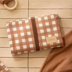 Nobodinoz Verschoningsmatje Terracotta Checks 10 Nobodinoz Verschoningsmatje Terracotta Checks -Babyproducten Winkel nobodinoz tipi en accessoires nobodinoz verschonin 3