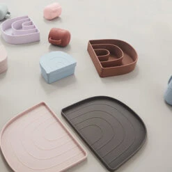 OYOY Rainbow Bord En Kom Dusty Blue / Clay -Babyproducten Winkel oyoy oyoy rainbow bord en kom dusty blue clay 2