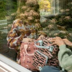 Studio Ditte Rugzak Small Cherry -Babyproducten Winkel studio ditte studio ditte rugzak small cherry 2