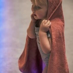 Badcape Apricot Blush 74x74cm - Timboo 7 Badcape Apricot Blush 74x74cm - Timboo -Babyproducten Winkel timboo badcape apricot blush 74x74cm timboo 2