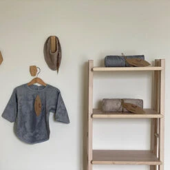 Badcape XXL Moon Blue 95x95cm - Timboo -Babyproducten Winkel timboo badcape xxl moon blue 95x95cm timboo 4