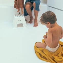 Badcape XXL Ocher 95x95cm - Timboo 15 Badcape XXL Ocher 95x95cm - Timboo -Babyproducten Winkel timboo badcape xxl ocher 95x95cm timboo 6